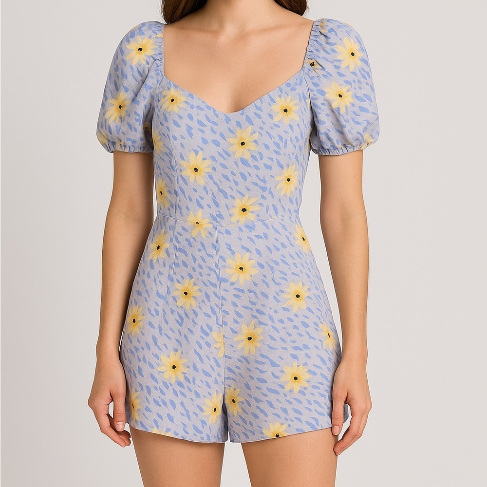 Gianni Bini Blue Floral Puff Sleeve Romper Size Small